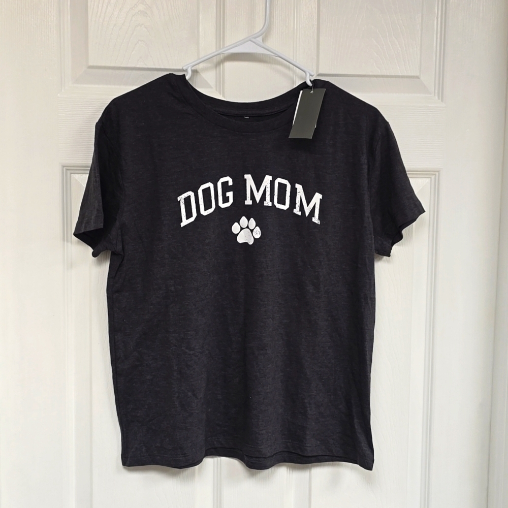 Charcoal modern lux Dog Mom Tee size Small